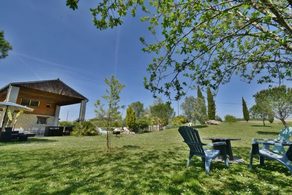 فيلا Le Refuge Confortable Gite Avec Terrasse Castelnau-sur-lʼAuvignon المظهر الخارجي الصورة